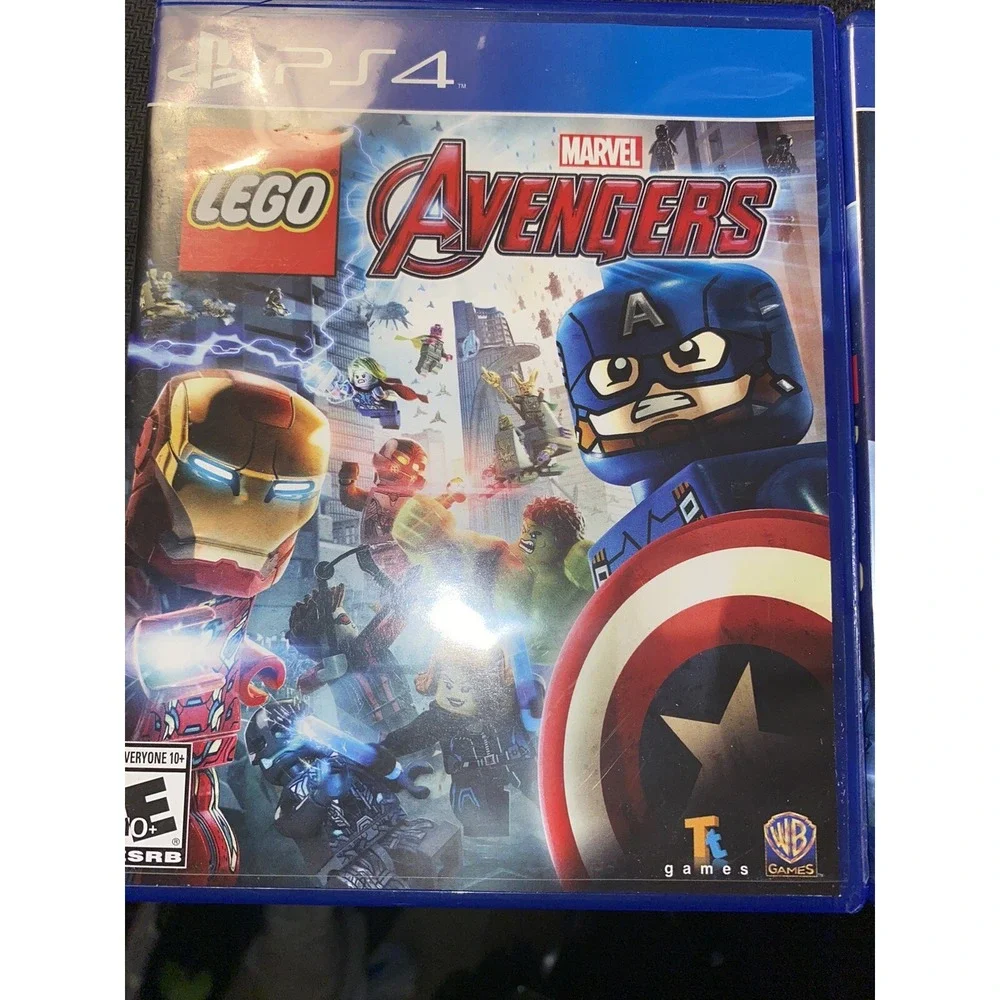 Lot of 3 PS4 Games Lego Batman Beyond, Avengers, Marvel Va Capcom